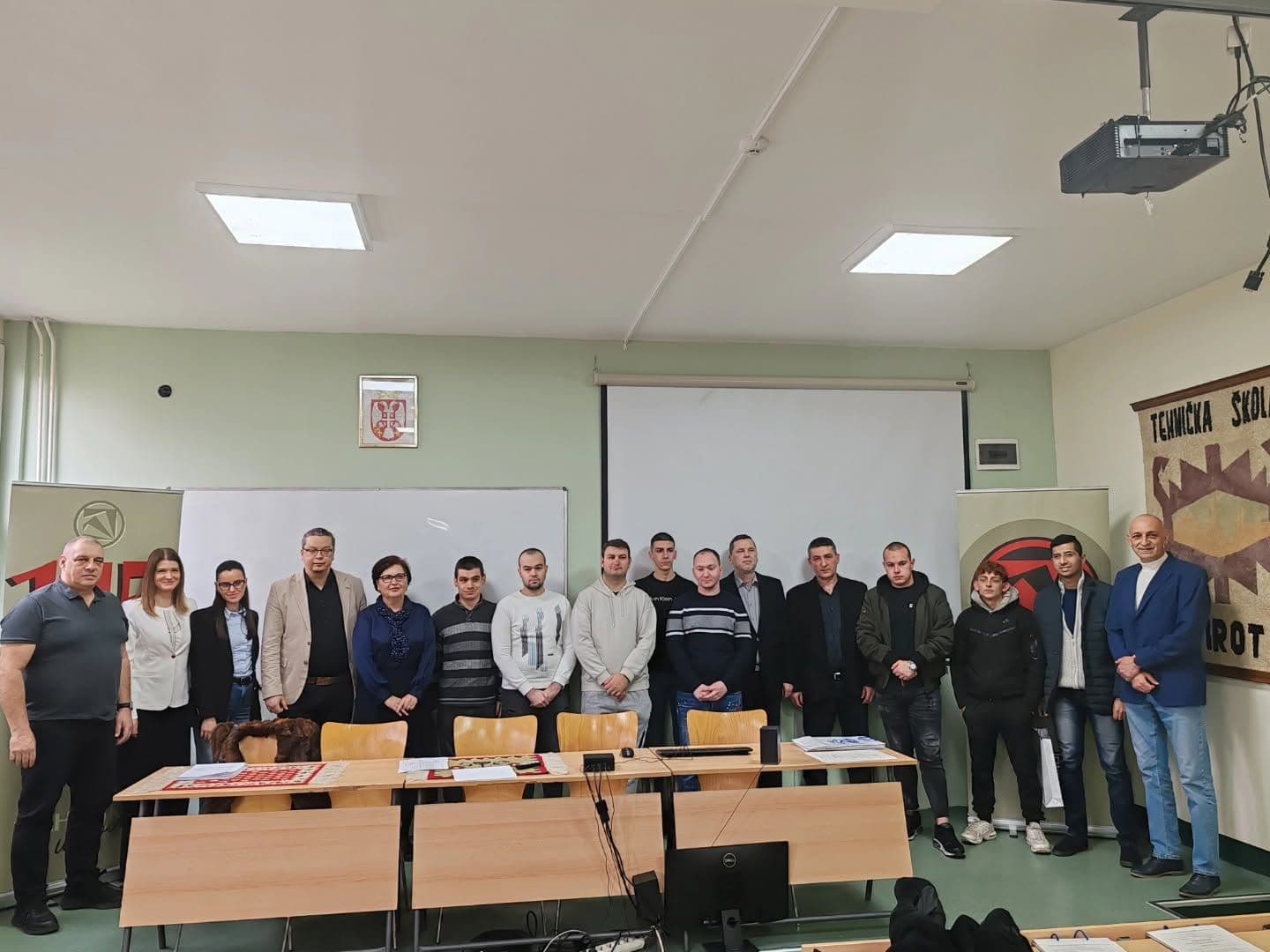  СВЕЧАНА ДОДЕЛА УВЕРЕЊА ПОЛАЗНИЦИМА ОБУКА 