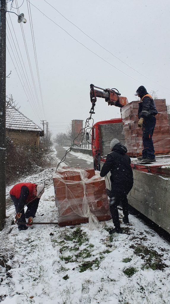 Obezbeđen novac za sanaciju zida kuće u kojoj živi troje mališana u selu Mali Suvodol